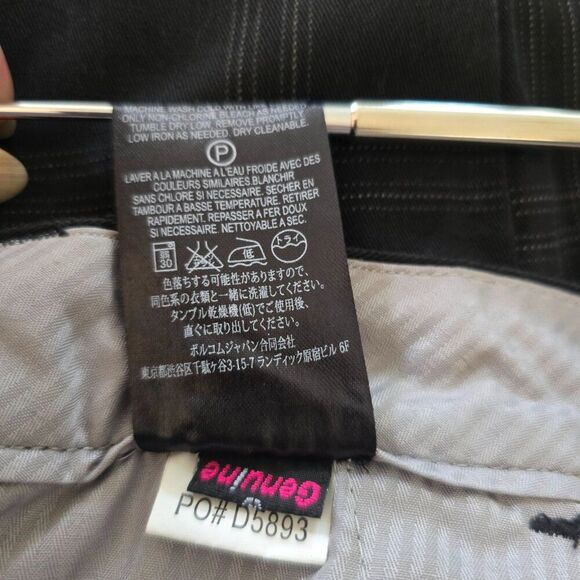 VOLCOM Frickin Plaid Short Mens Size 31 Black Gray - Picture 11 of 11